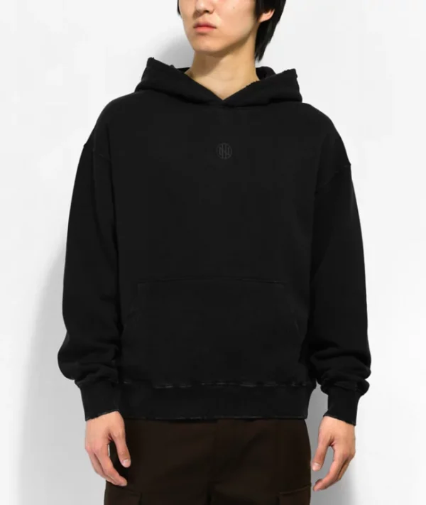 PULLOVER HOODIE