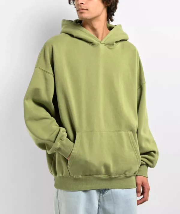 PULLOVER HOODIE